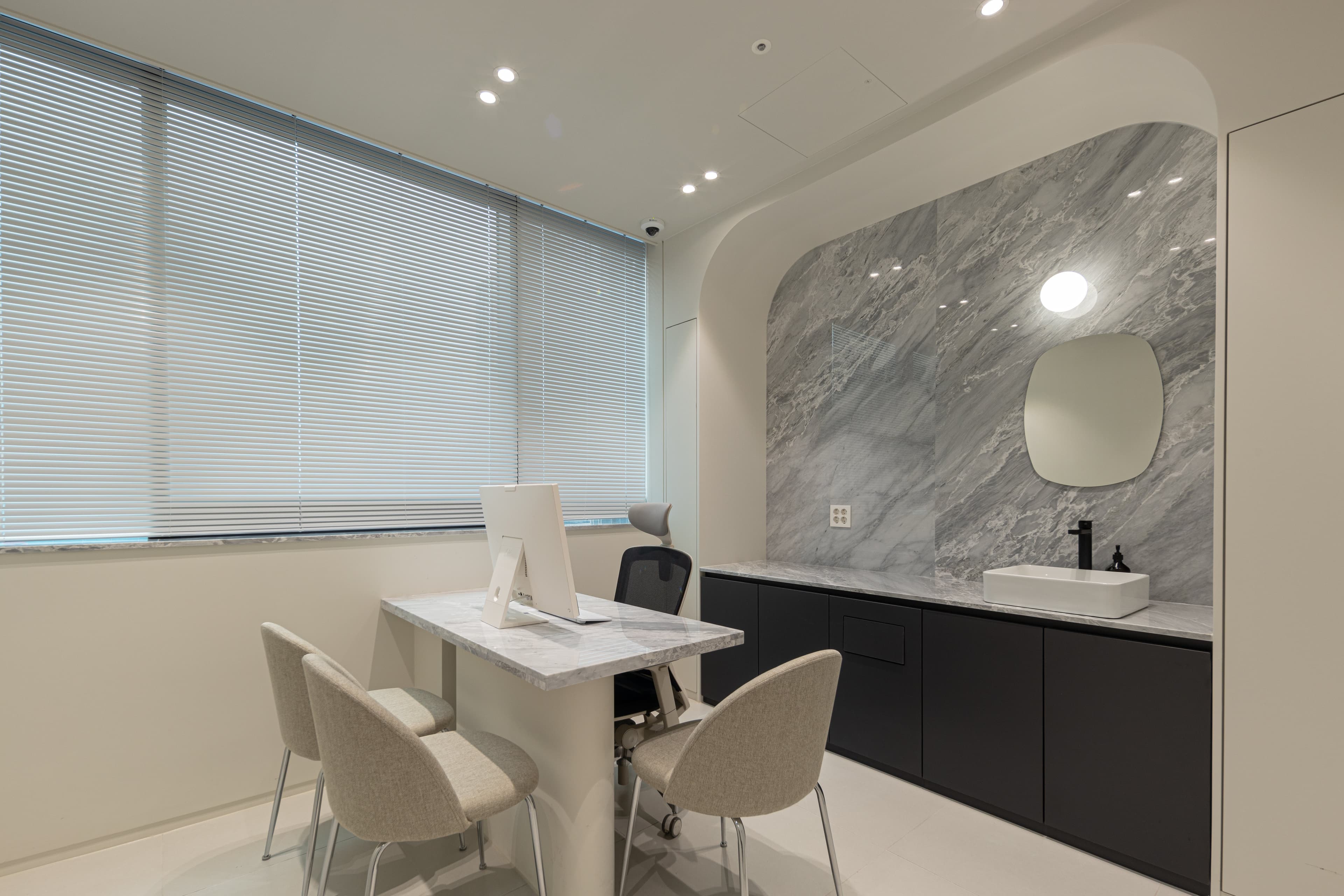 ODE Clinic consultation space